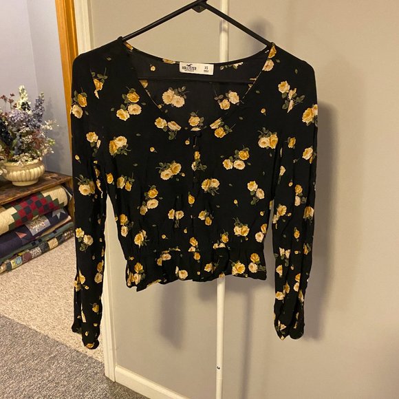 Hollister Tops - Hollister Peplum Long-Sleeved Top. Size XS.